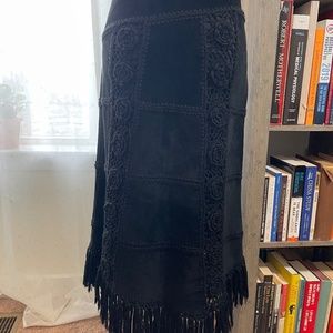 Vintage suede & crochet fringed skirt size S-M